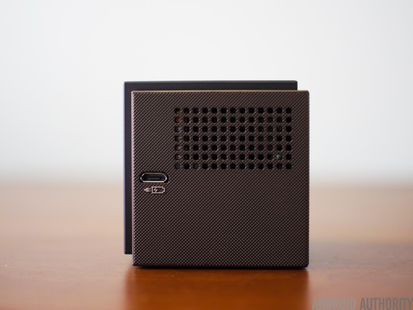 best-projectors-2015-UO-Smartbeam-3