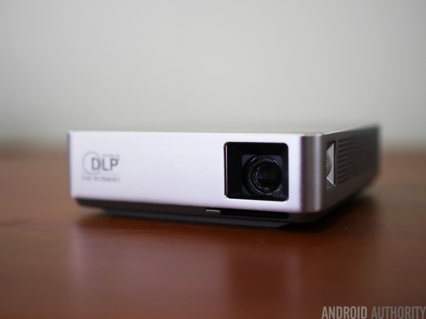 best-projectors-2015-asus-s1-3